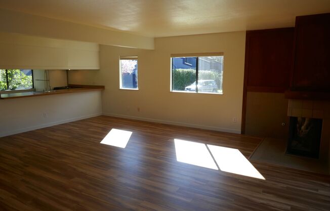LARGE THREE BEDROOM TWO AND HALF BATH END UNIT CONDO TOWNHOME IN CANON VILLAGE