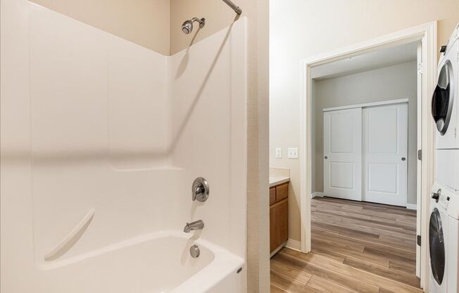 1 bed, 1 bath, 725 sqft, $1,250, Unit 1134-202