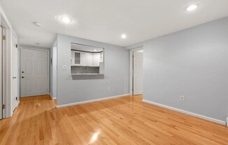 30 Peterborough St Apt B