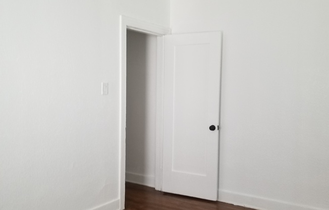 1 bed, 1 bath, $1,895, Unit 4