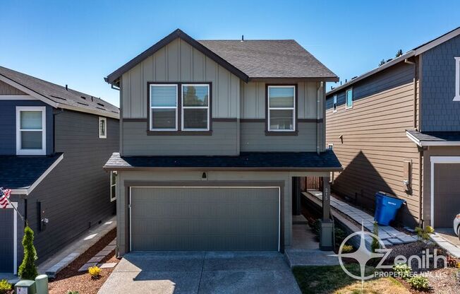 215 N LAYLA PL