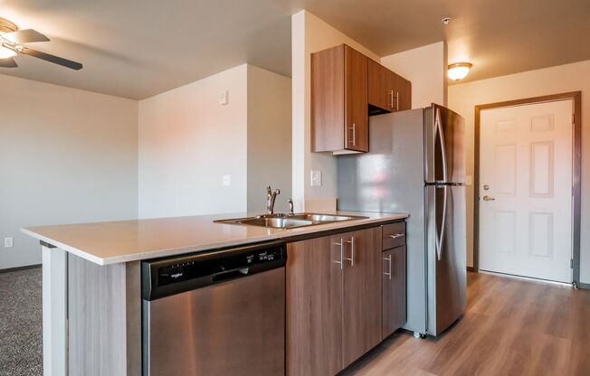 1 bed, 1 bath, 725 sqft, $1,295, Unit 178-302