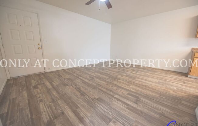 2 beds, 1 bath, 810 sqft, $1,249, Unit 43