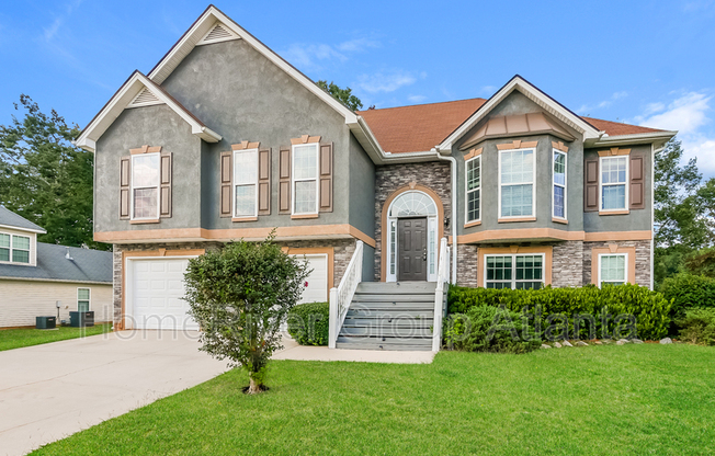 220 CREEKSIDE CIR