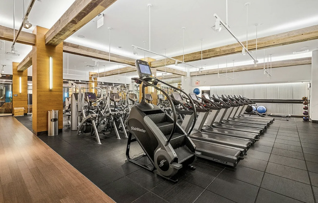 2 beds, 2 baths, $10,250, Unit 4510