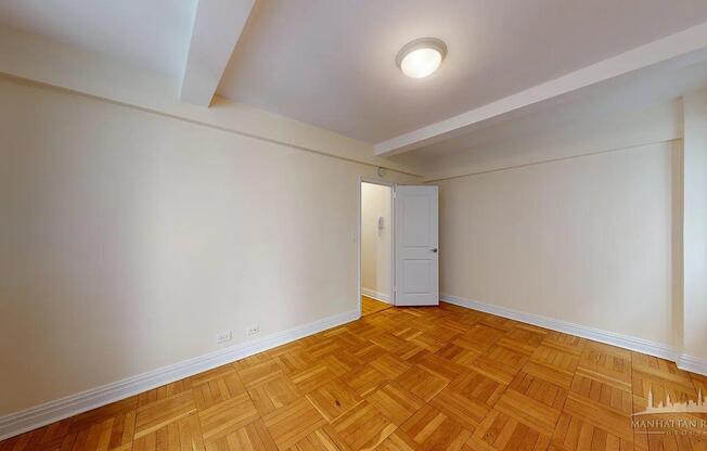 1 bed, 1 bath, $5,650, Unit 3C