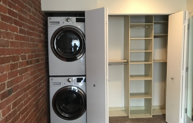 78 Gainsborough St 106