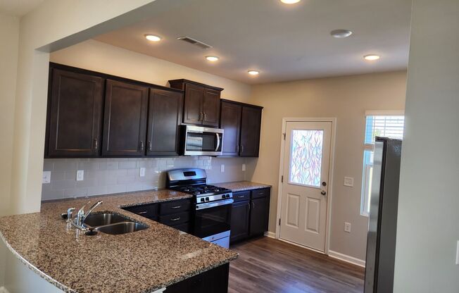 4 Bedroom For rent