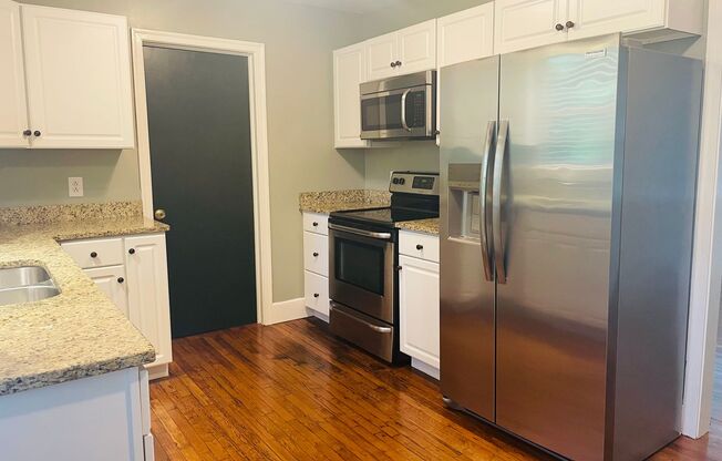 3 beds, 1 bath, $1,600