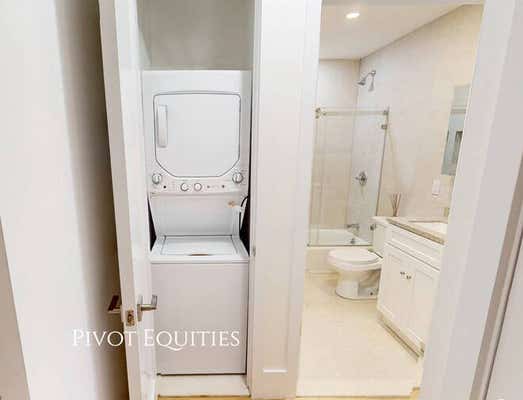 2434 E 2 ST