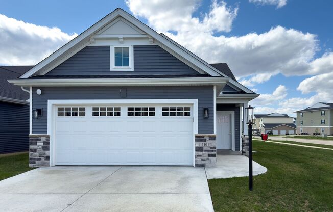 2 beds, 2 baths, 1,300 sqft, $3,199