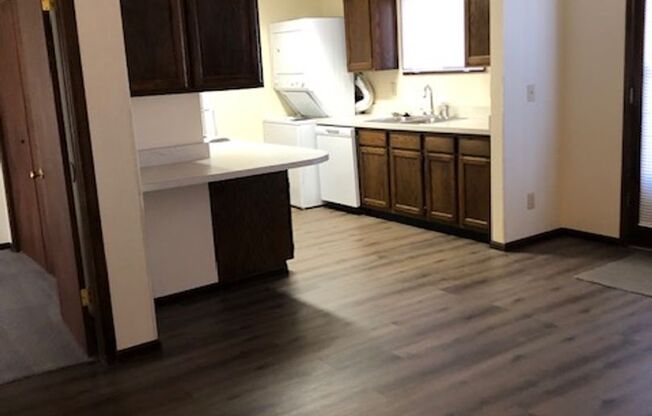 1 bed, 1 bath, $1,450, Unit Unit 01