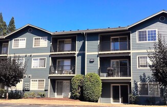 1 bed, 1 bath, 735 sqft, $1,395, Unit 132