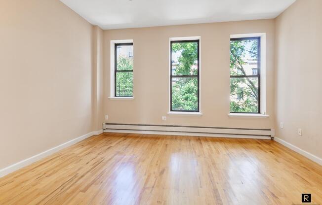 367 W 120 ST