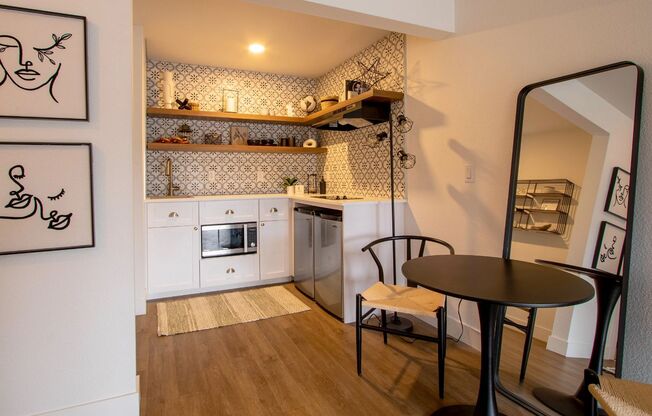 Studio, 1 bath, $1,145, Unit 233