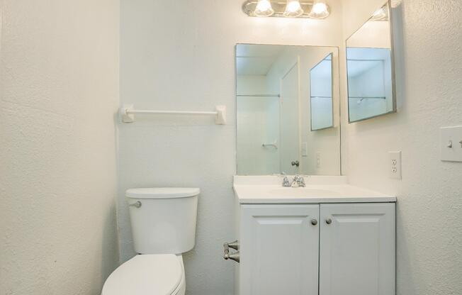 2 beds, 2 baths, 997 sqft, $1,225