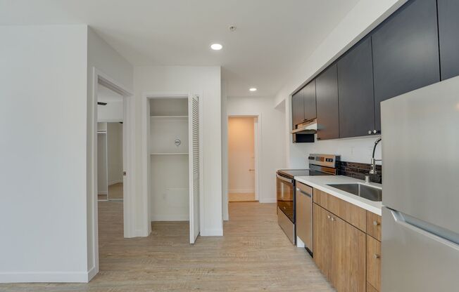 1 bed, 1 bath, 390 sqft, $2,195, Unit 105