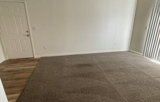 1 bed, 1 bath, 592 sqft, $1,015, Unit 78