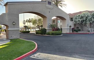 Ground level, Furnished 1bd Condo