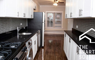 726 W Roscoe St, Chicago IL 1N