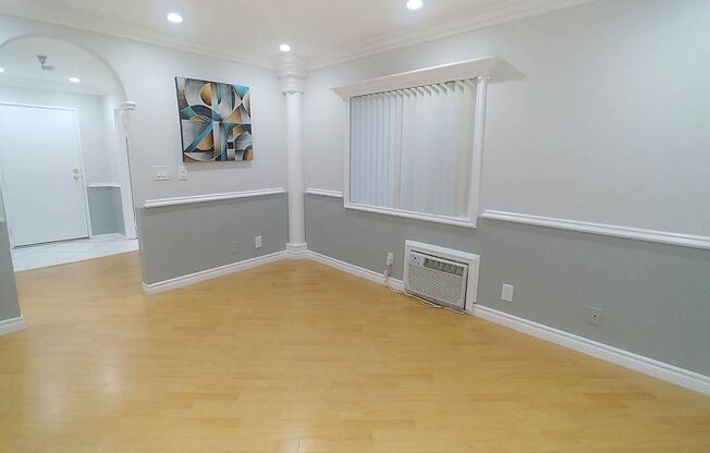 2 beds, 2 baths, 910 sqft, $2,595, Unit 410