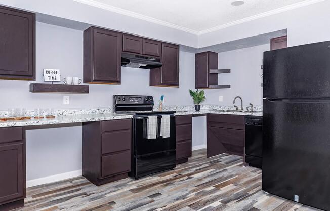 2 beds, 1 bath, 875 sqft, $1,145