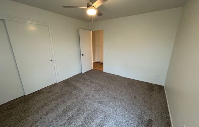 3 beds, 2 baths, $1,750, Unit 3303