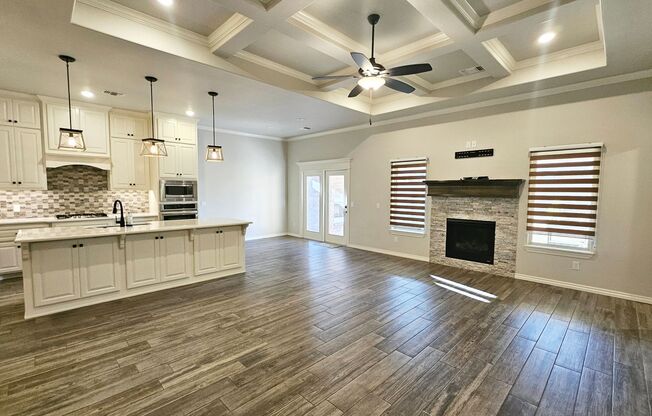 Gorgeous 4 Bed/2 Bath in Yukon