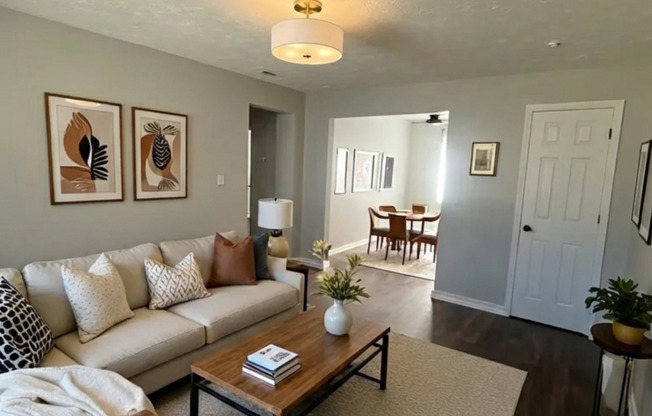 2 beds, 1 bath, 830 sqft, $1,250, Unit O07