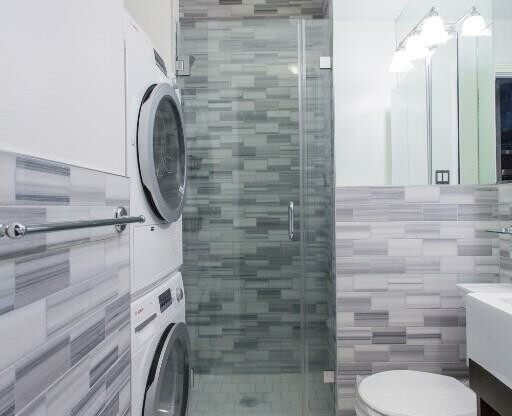 2 beds, 1 bath, $5,295, Unit 4F
