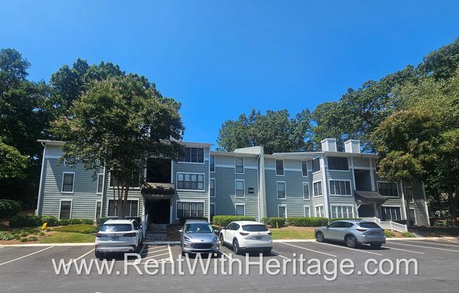 GORGEOUS CONDO IN POPULAR PIEDMONT HEIGHTS SUBDIVISION / CONNECTS TO PATH 400 / GREAT LOCATION