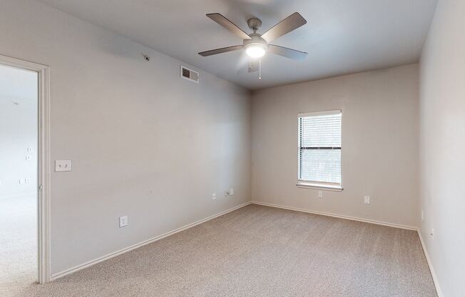3 beds, 2 baths, 1,150 sqft, $1,438