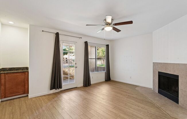 1 bed, 1 bath, $1,445, Unit #1074