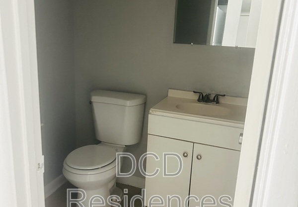 4115 E LINEBAUGH AVE