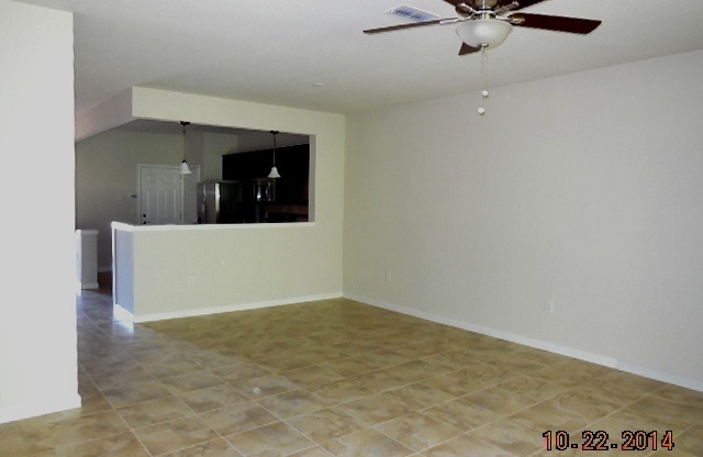 3 beds, 2.5 baths, $1,950