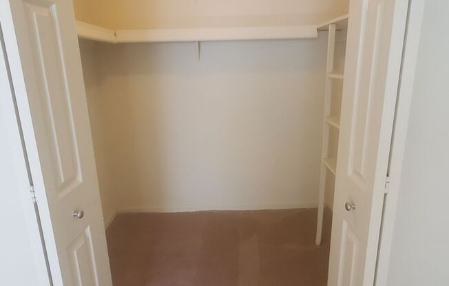 1 bed, 1 bath, 725 sqft, $1,350, Unit A08