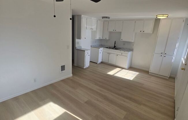 6110 - Lyons Ln
