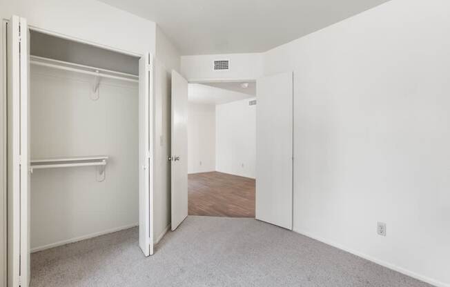 Rio Seco Apartments