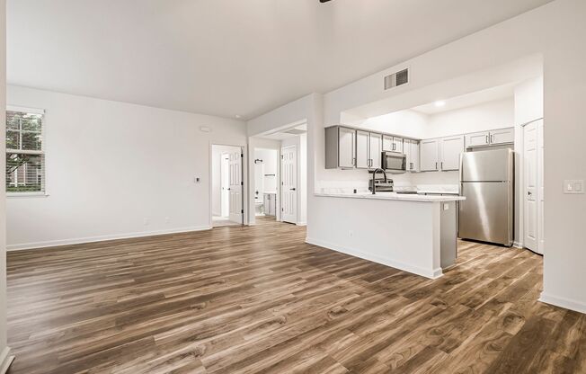 2 beds, 2 baths, 1,100 sqft, $1,925, Unit 253