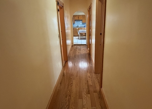 4 beds, 1 bath, 1,500 sqft, $2,800, Unit 2