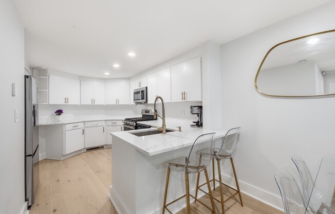 15 CAZENOVE ST