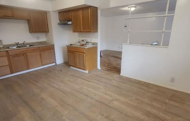 THREE BEDROOM HOME NEAR 21ST AND ARLINGTON