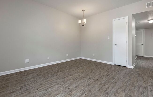 1 bed, 1 bath, $850, Unit 213