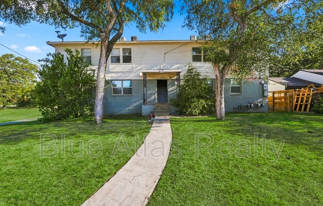 2215 RIVERVIEW DR
