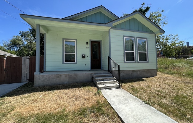118 STELLA ST