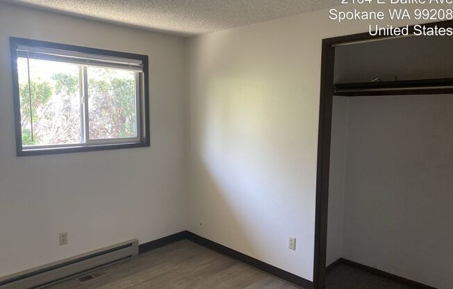2102 E Dalke