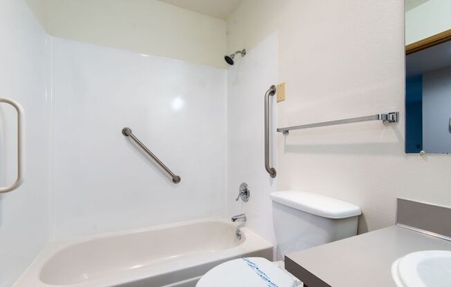 1 bed, 1 bath, 590 sqft, $1,549, Unit 102