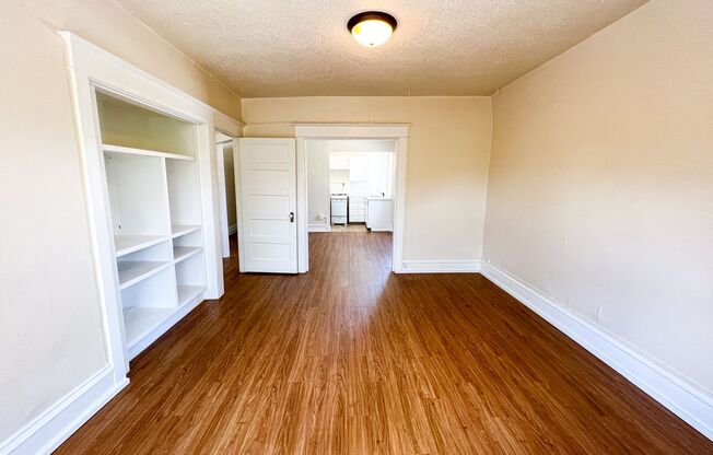 1 bed, 1 bath, 410 sqft, $1,795, Unit 301