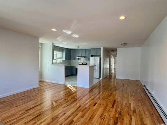 3 beds, 2 baths, 1,200 sqft, $3,000, Unit 1