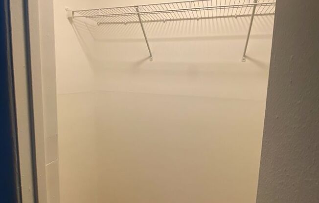 2 beds, 1 bath, 850 sqft, $1,620, Unit 497-D19